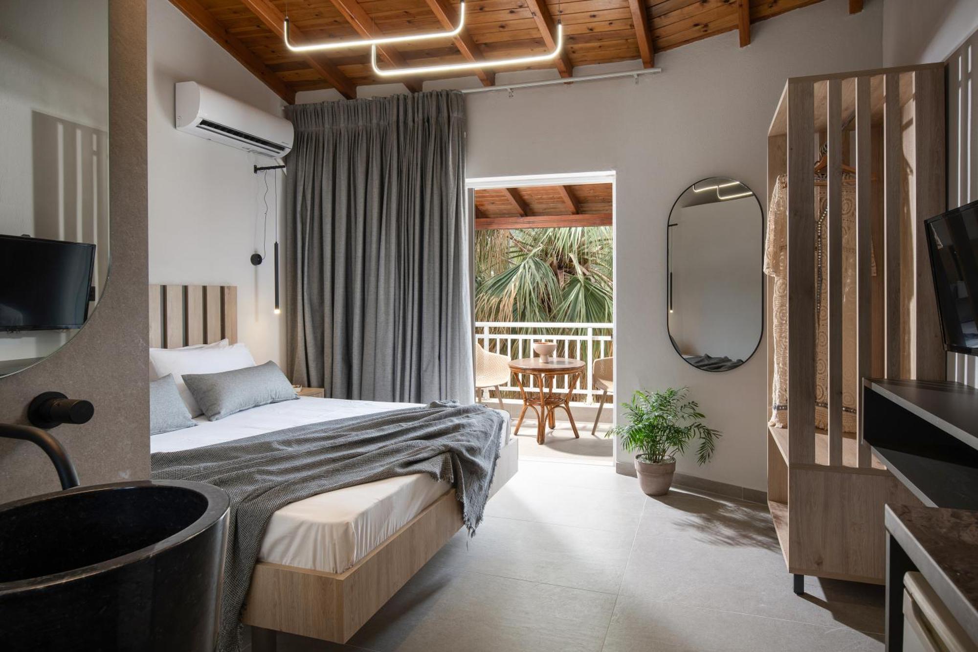 Erifili At Sarti Beach Apartments & Studios Extérieur photo