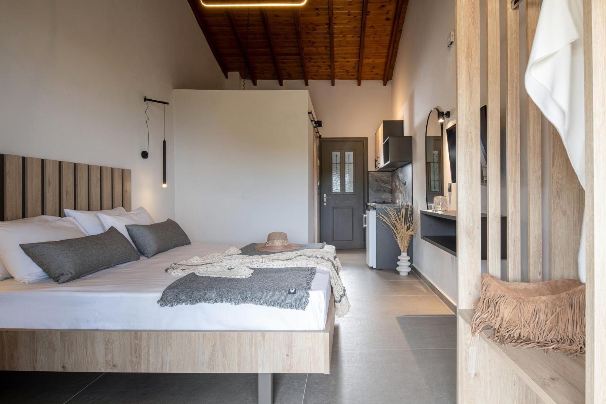 Erifili At Sarti Beach Apartments & Studios Extérieur photo