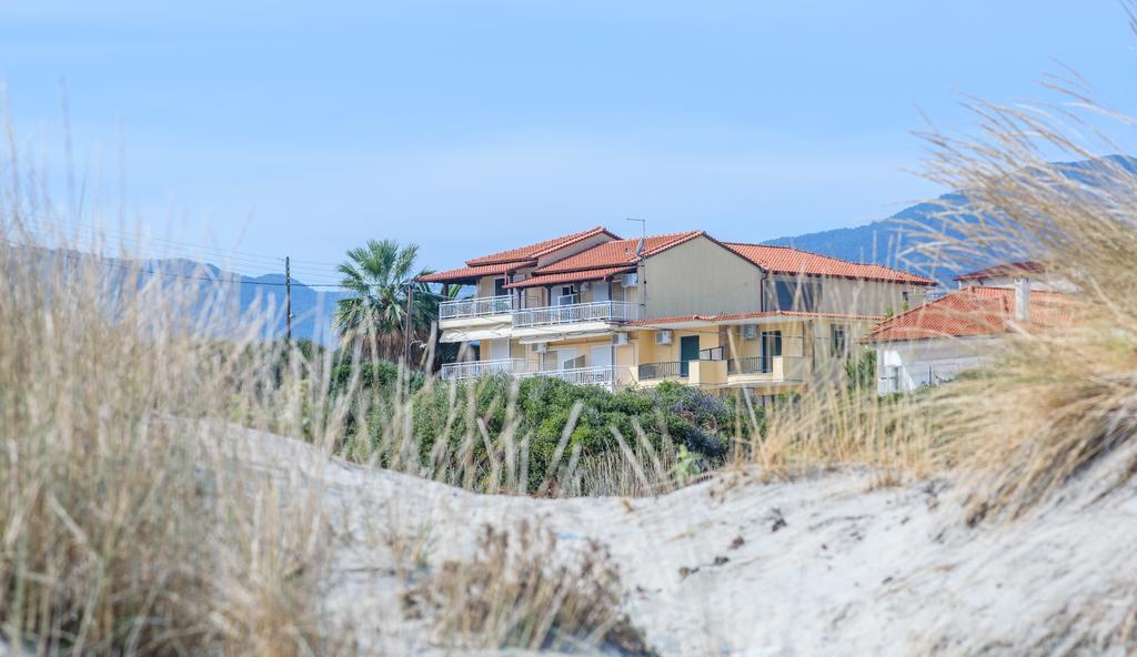 Erifili At Sarti Beach Apartments & Studios Extérieur photo